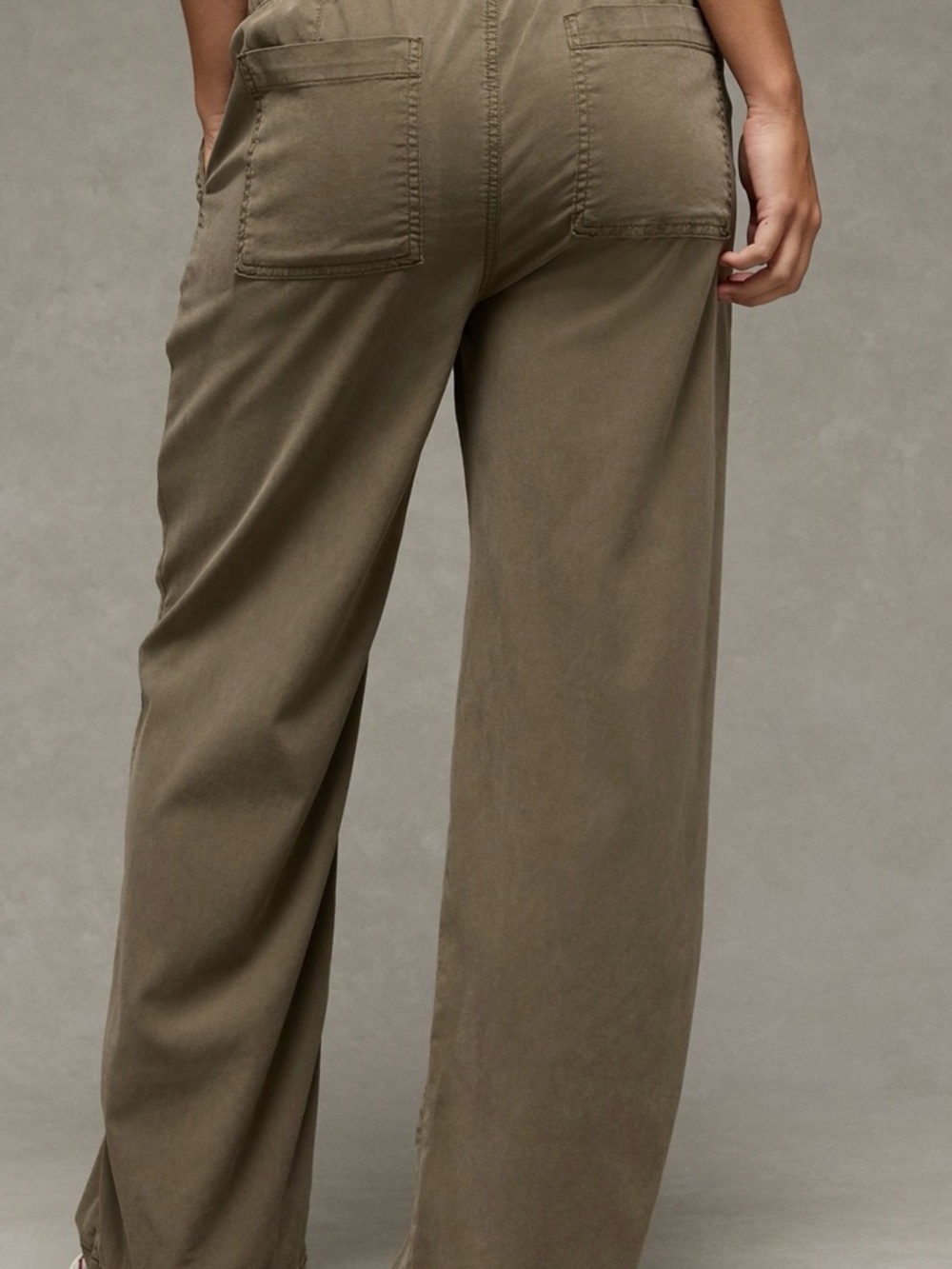 American Eagle Wide Leg Drawstring Pants in Olive - Picture 2 of 8